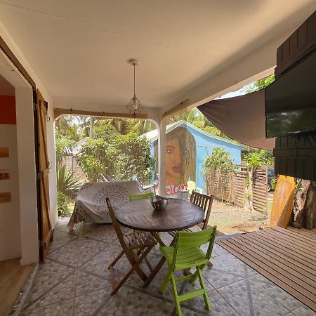 Villa Bungalows Les Vagues Abondes à Sainte-Anne  Extérieur photo