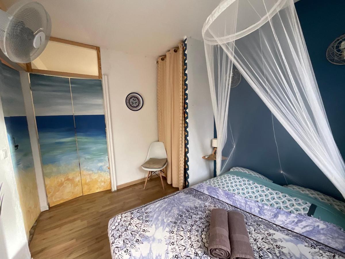 Villa Bungalows Les Vagues Abondes à Sainte-Anne  Extérieur photo