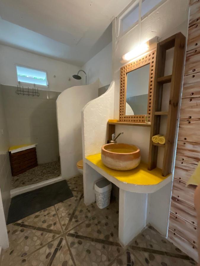 Villa Bungalows Les Vagues Abondes à Sainte-Anne  Extérieur photo