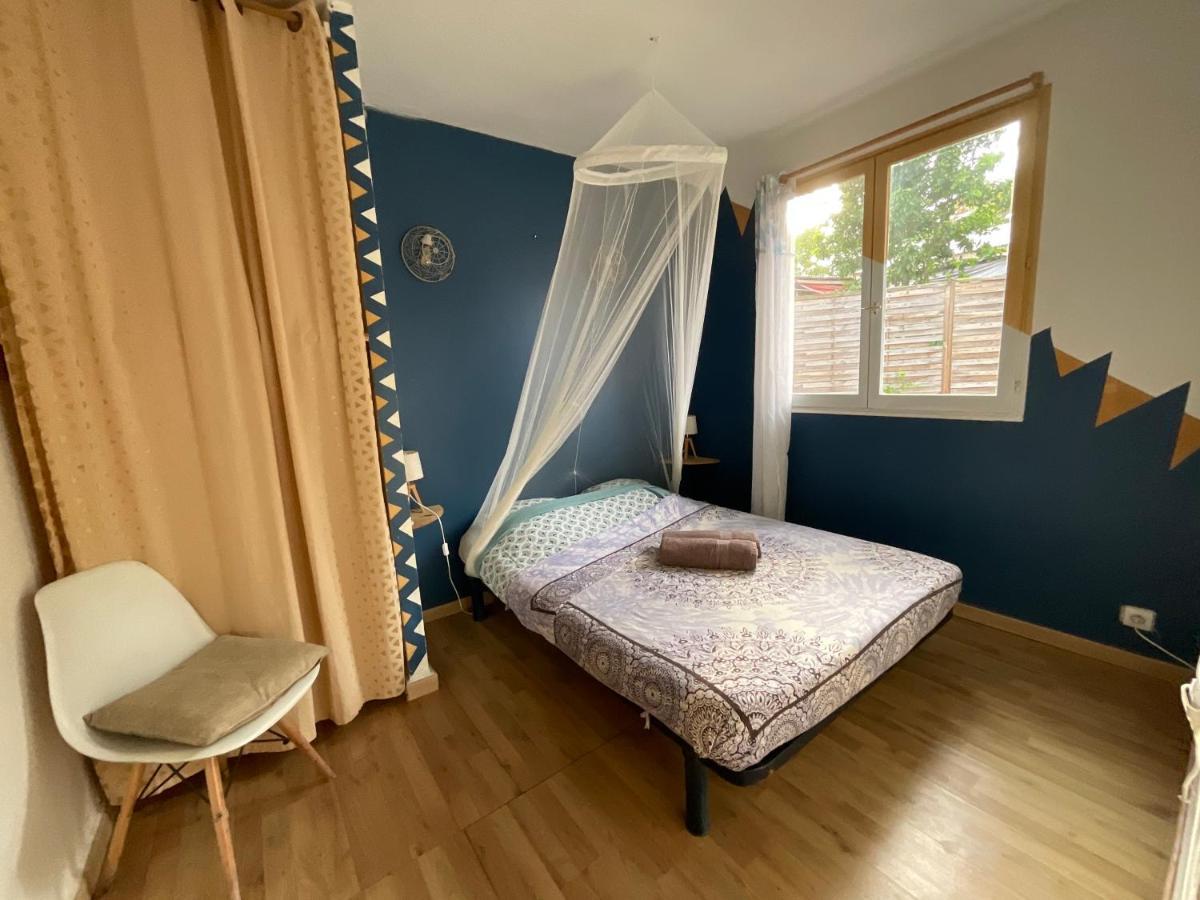 Villa Bungalows Les Vagues Abondes à Sainte-Anne  Extérieur photo