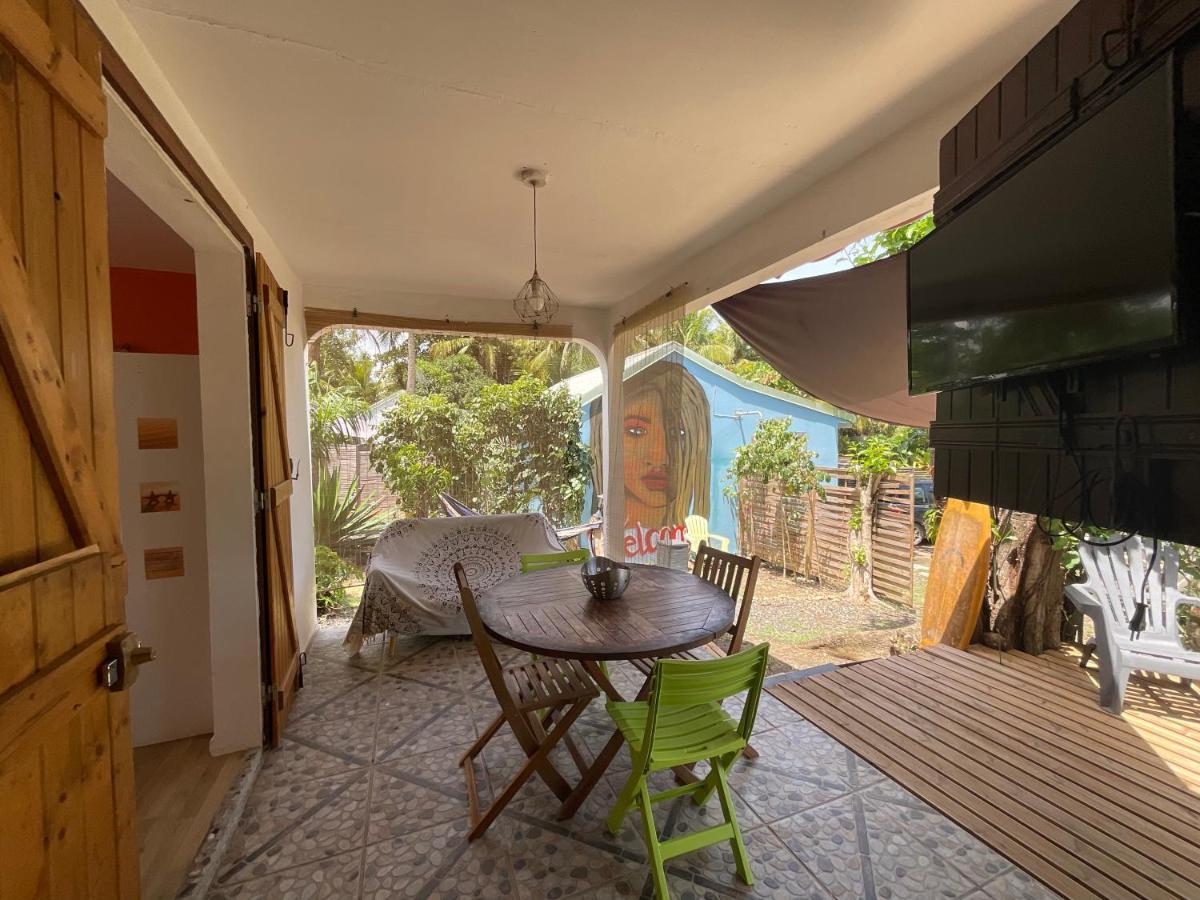 Villa Bungalows Les Vagues Abondes à Sainte-Anne  Extérieur photo