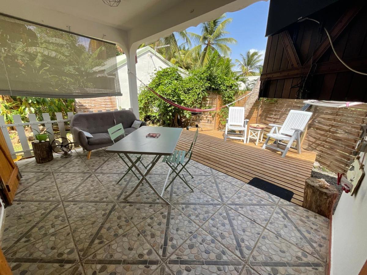 Villa Bungalows Les Vagues Abondes à Sainte-Anne  Extérieur photo