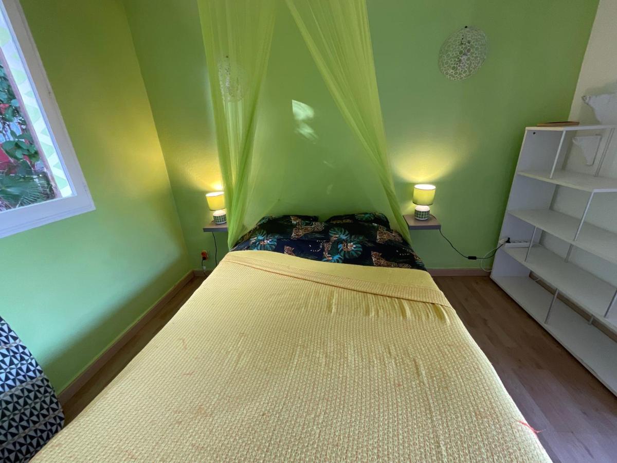 Villa Bungalows Les Vagues Abondes à Sainte-Anne  Extérieur photo