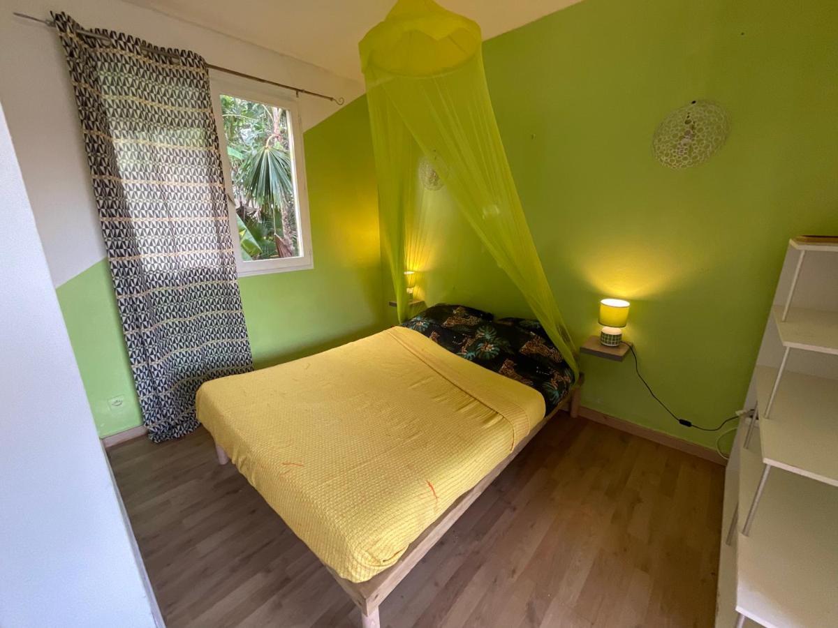 Villa Bungalows Les Vagues Abondes à Sainte-Anne  Extérieur photo
